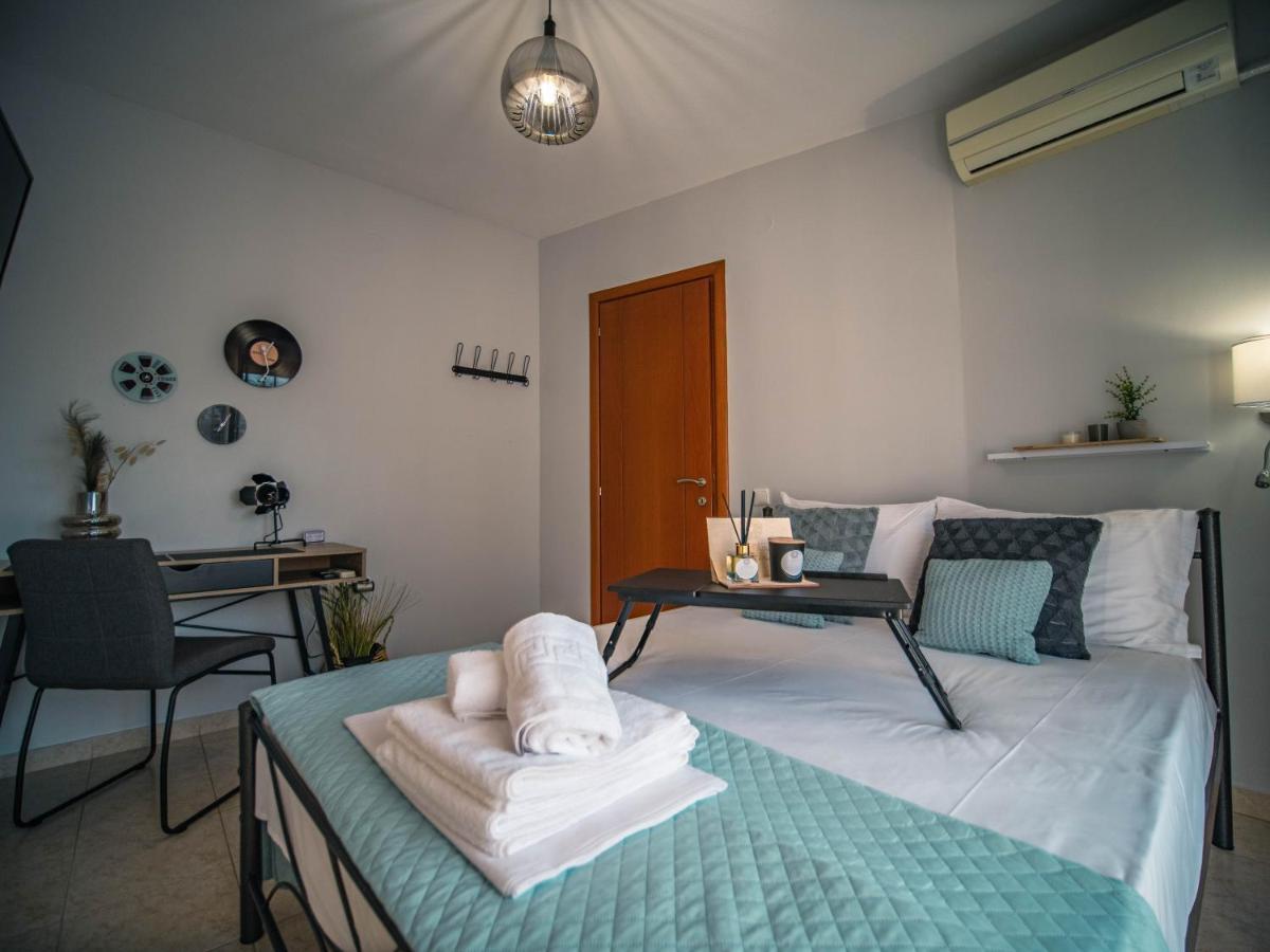 Menta Retro - Central Spot Apartments Βόλος Εξωτερικό φωτογραφία