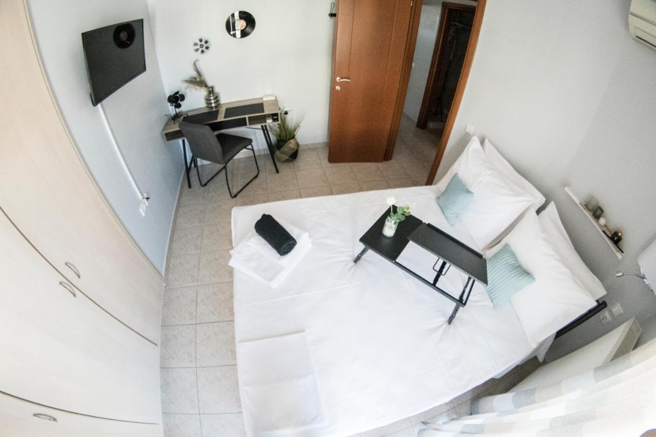 Menta Retro - Central Spot Apartments Βόλος Εξωτερικό φωτογραφία